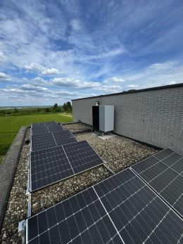 Foto van een installatie door EcoHeat Innovations.